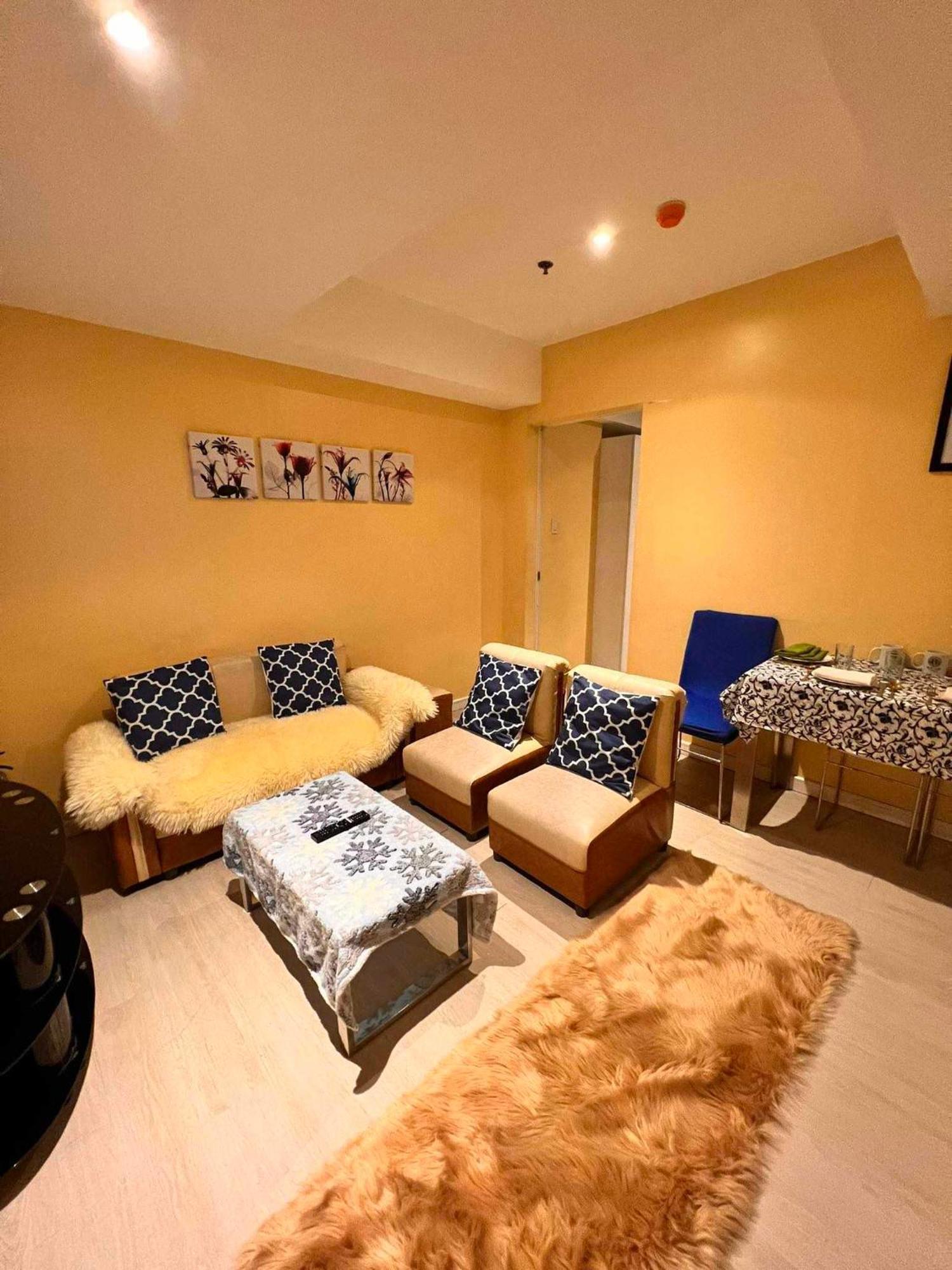 Beach Front Living In The Heart Of The City, Azure Residences Manila Esterno foto