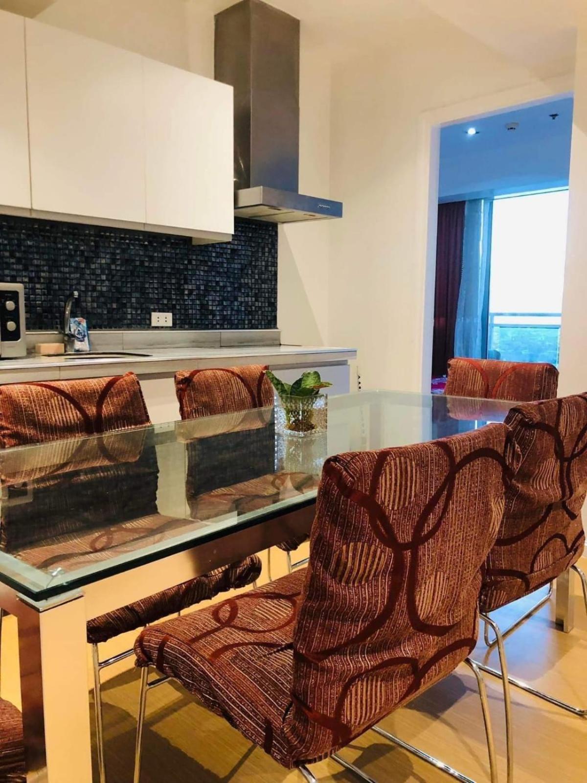 Beach Front Living In The Heart Of The City, Azure Residences Manila Esterno foto