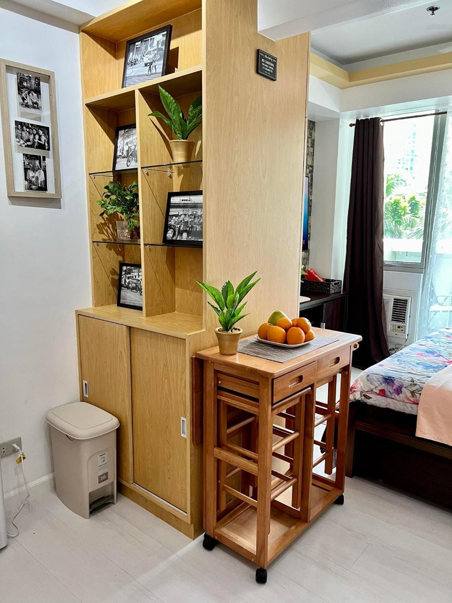 Beach Front Living In The Heart Of The City, Azure Residences Manila Esterno foto